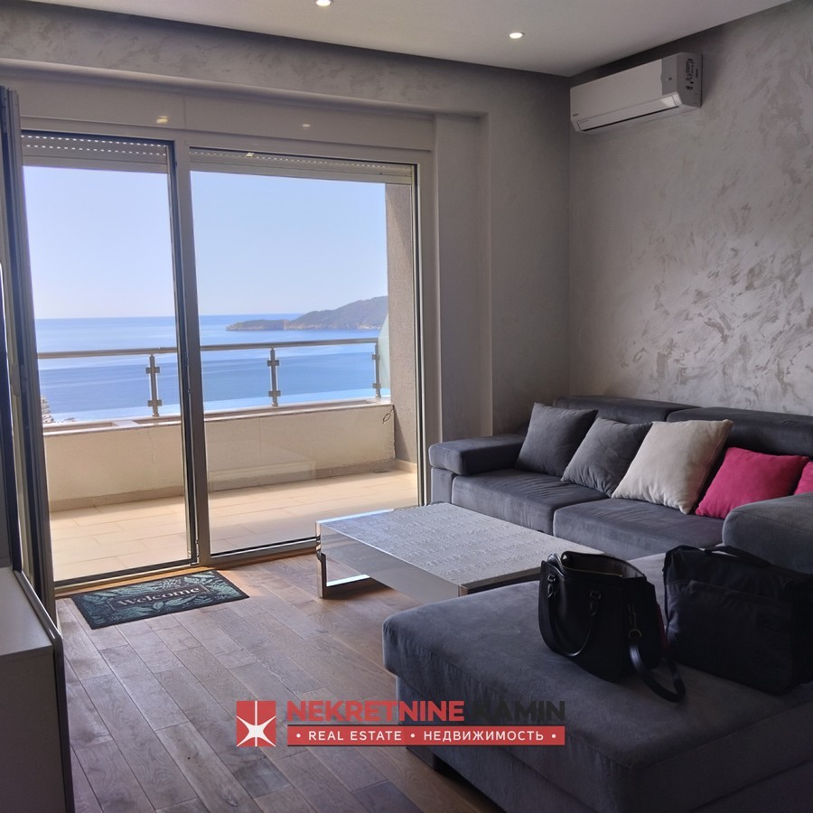 One-Bedroom Apartment for Rent with Panoramic Sea View, Rafailovići